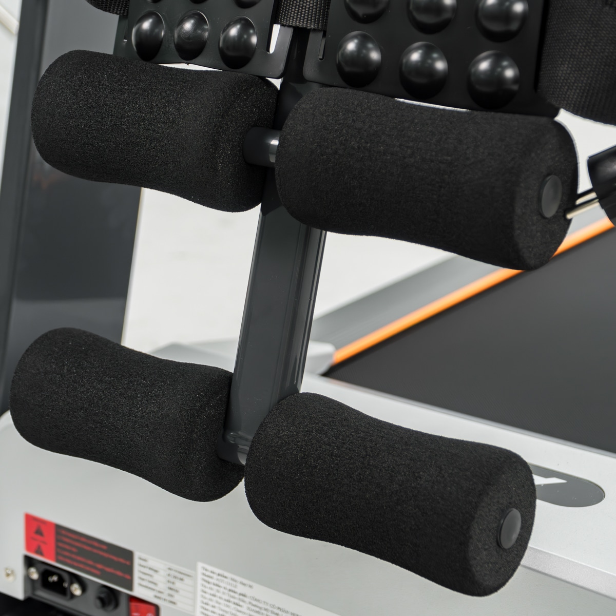 Máy chạy bộ AGURI AGT-131LE